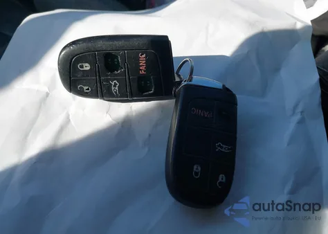 2015 Chrysler 200 Limited z USA, uszkodzony, nr VIN 1C3CCCAB5FN660928